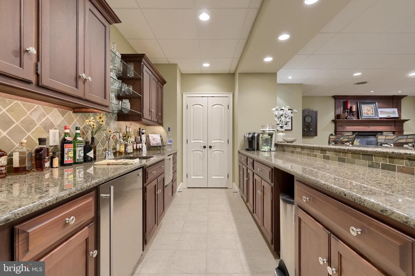 905 Greenside Drive photo 84