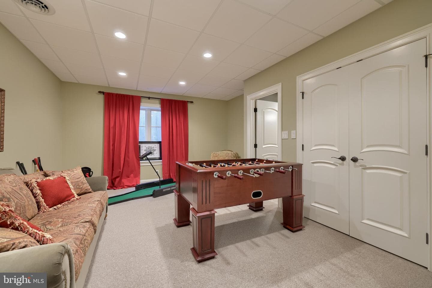 905 Greenside Drive photo 88