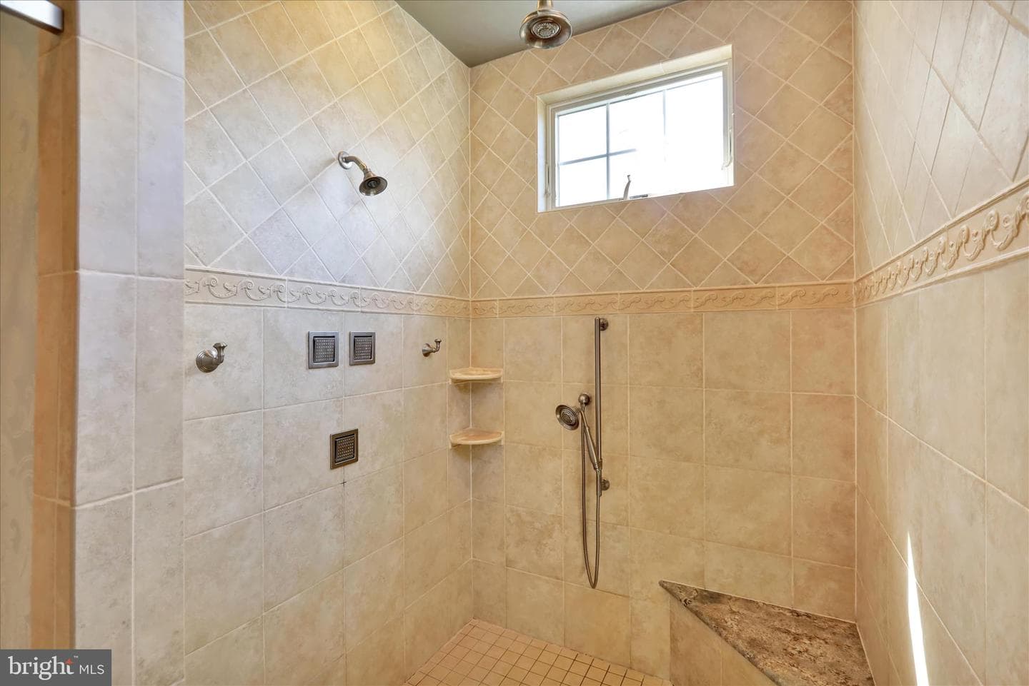 1000 Bluestone Drive photo 41