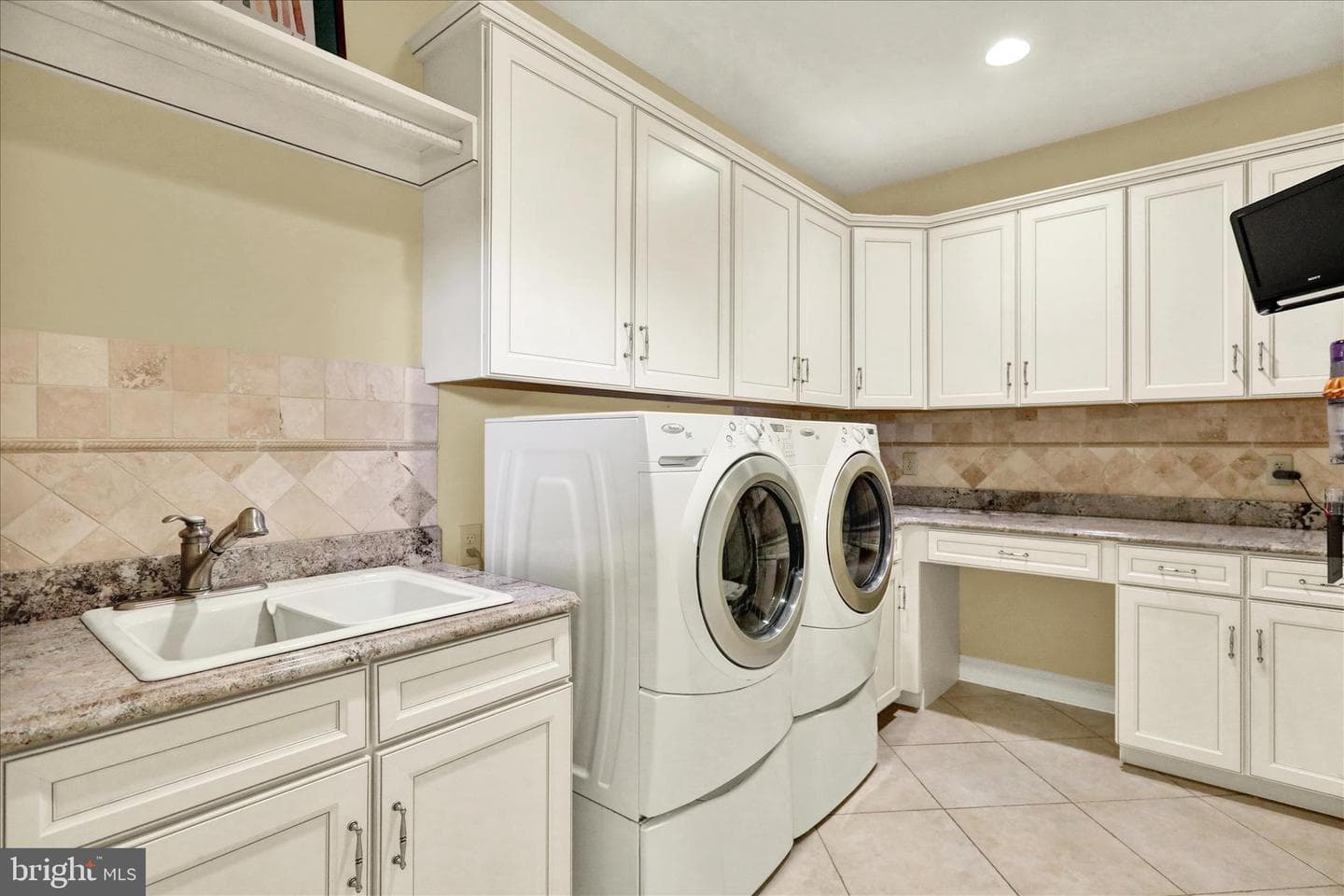 1000 Bluestone Drive photo 66