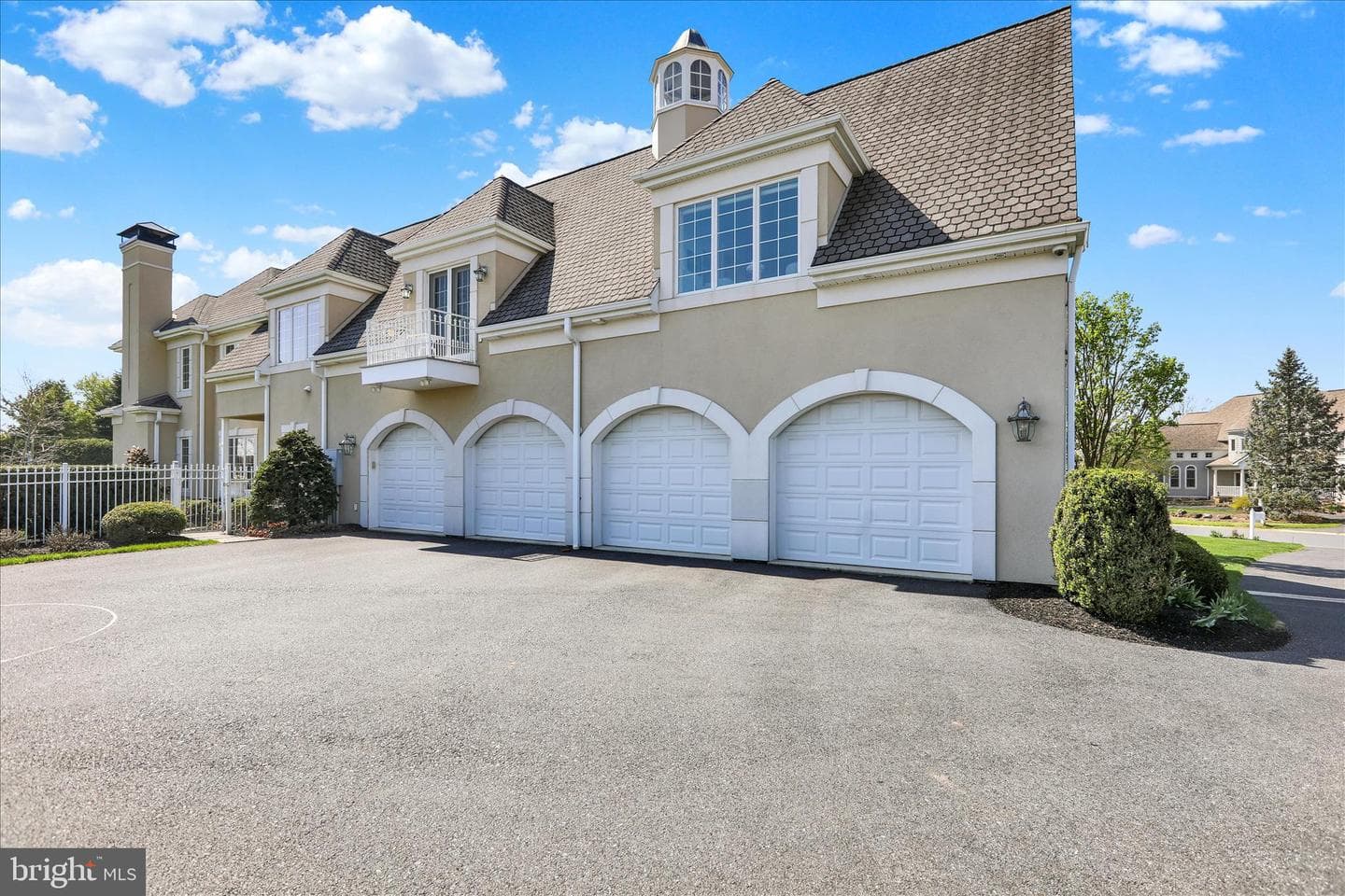 1000 Bluestone Drive photo 7