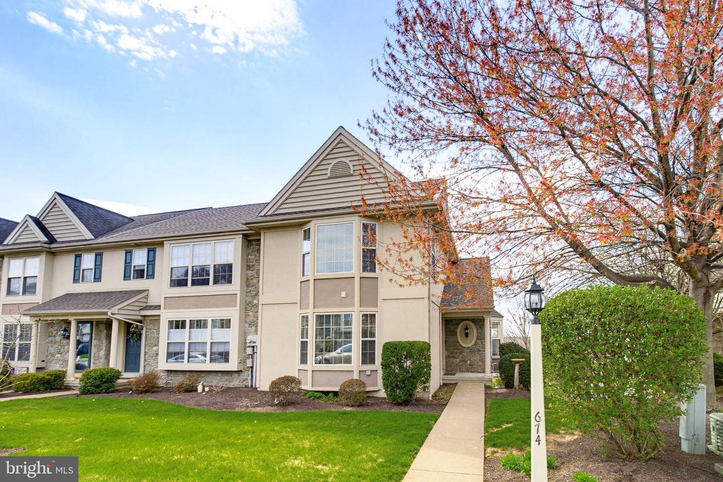 674 Royal View Drive