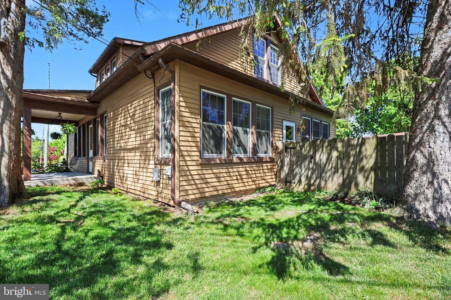 1203 Diamond Street photo 3
