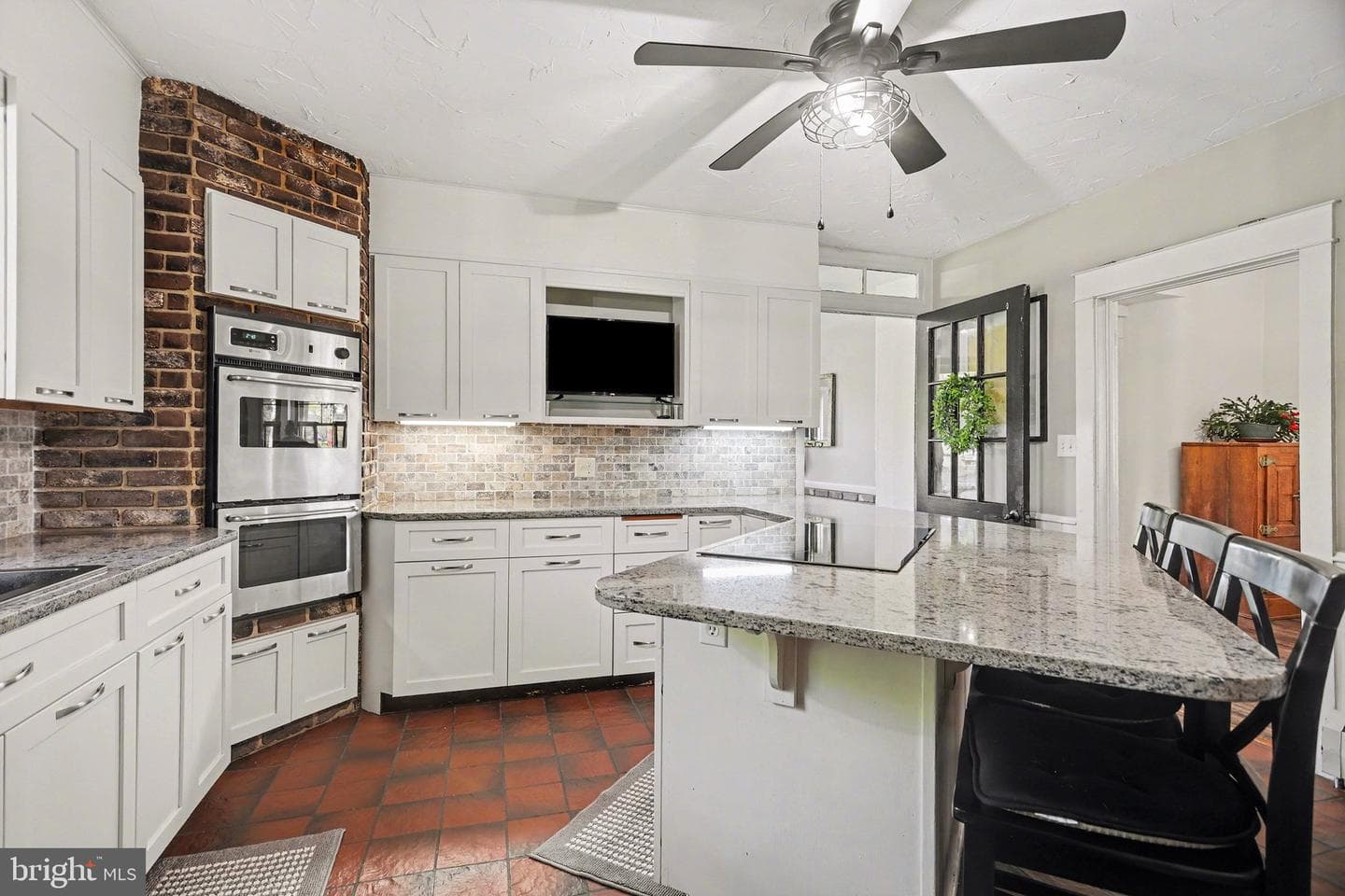 1203 Diamond Street photo 9