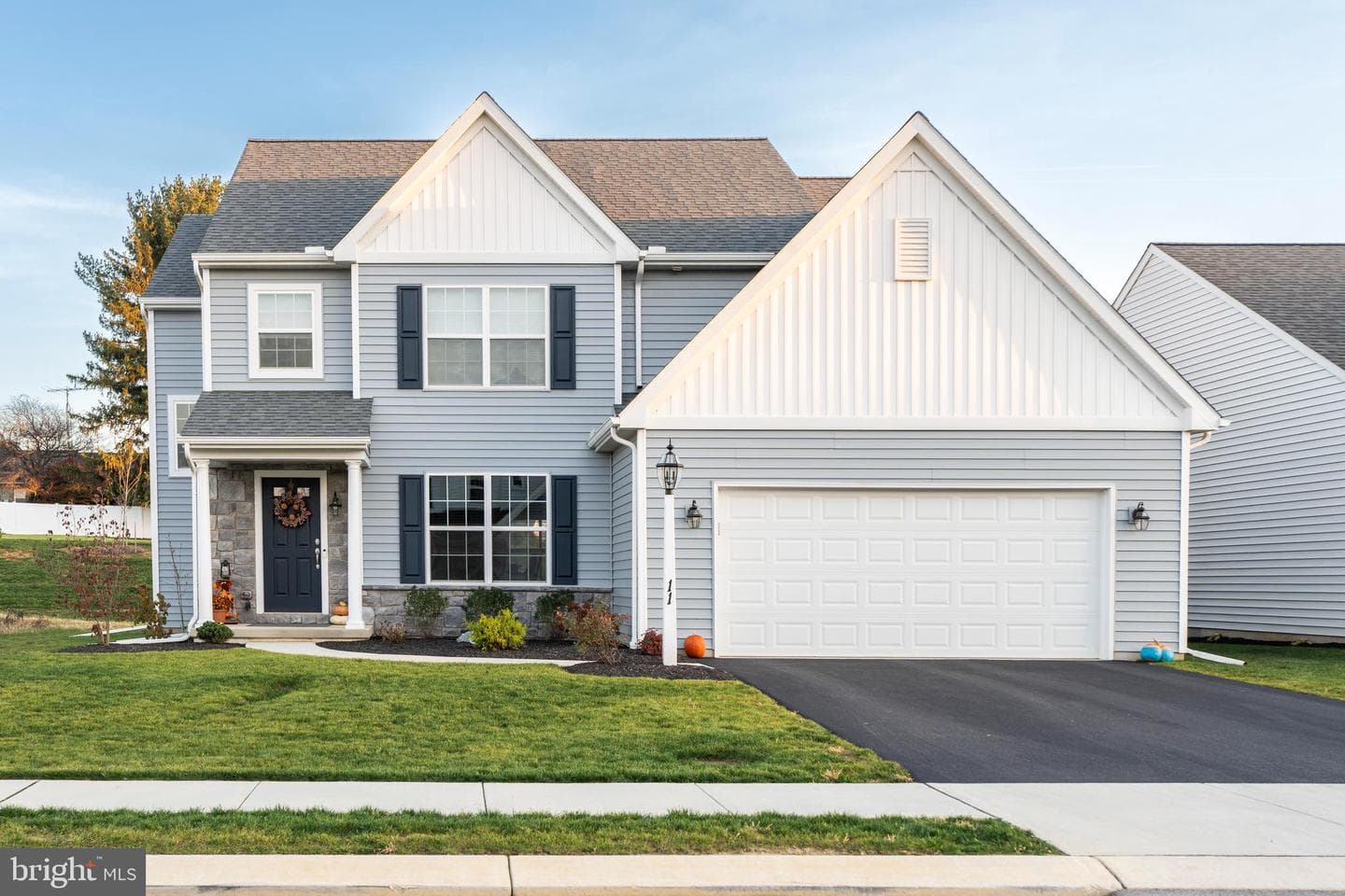 456 Parkside Way