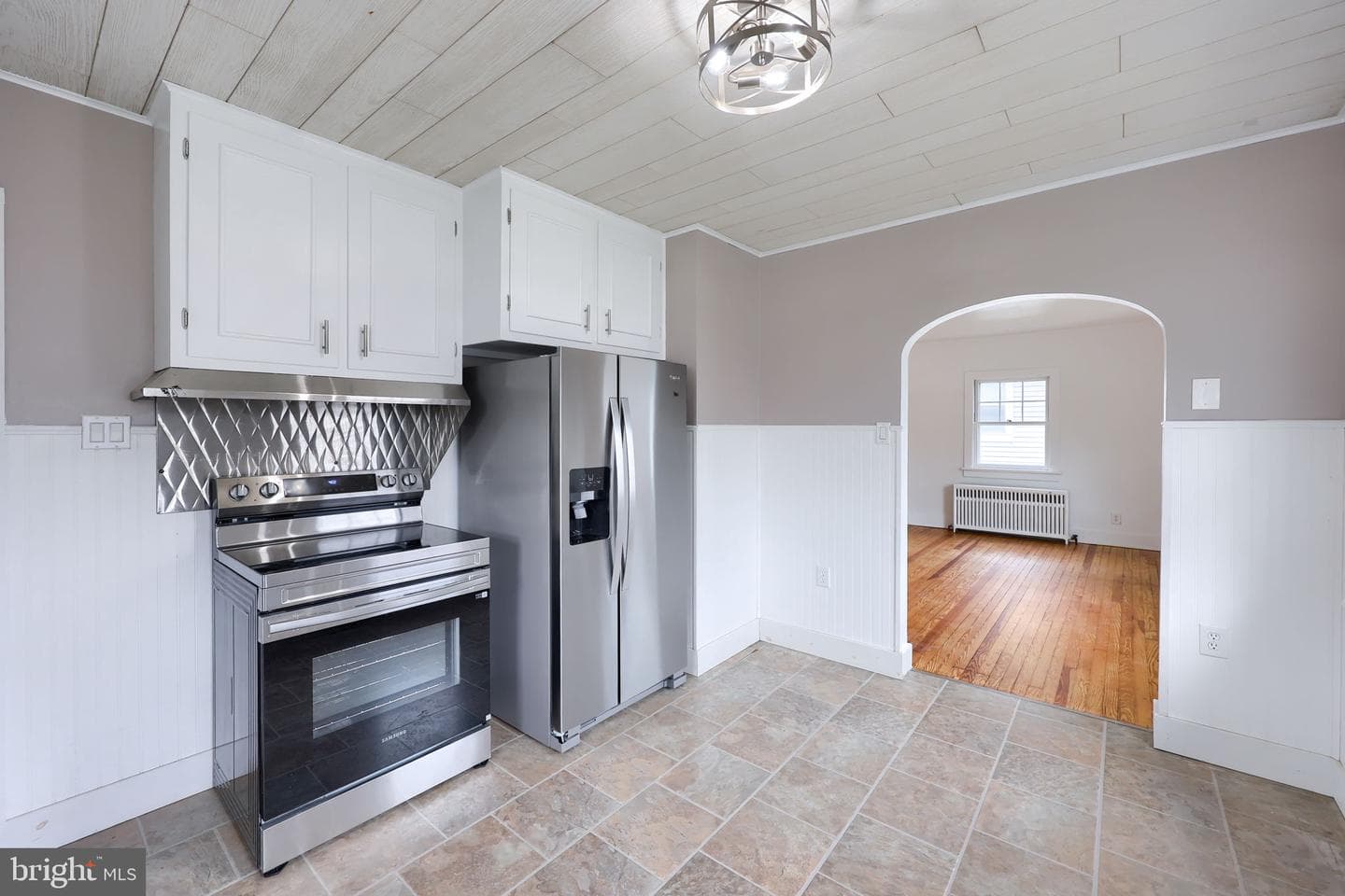 120 N Locust Street photo 12