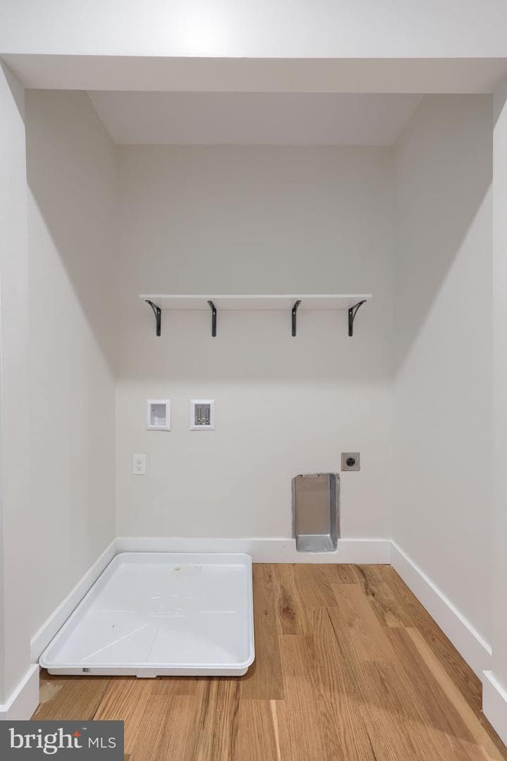 549 Rockland Street photo 32