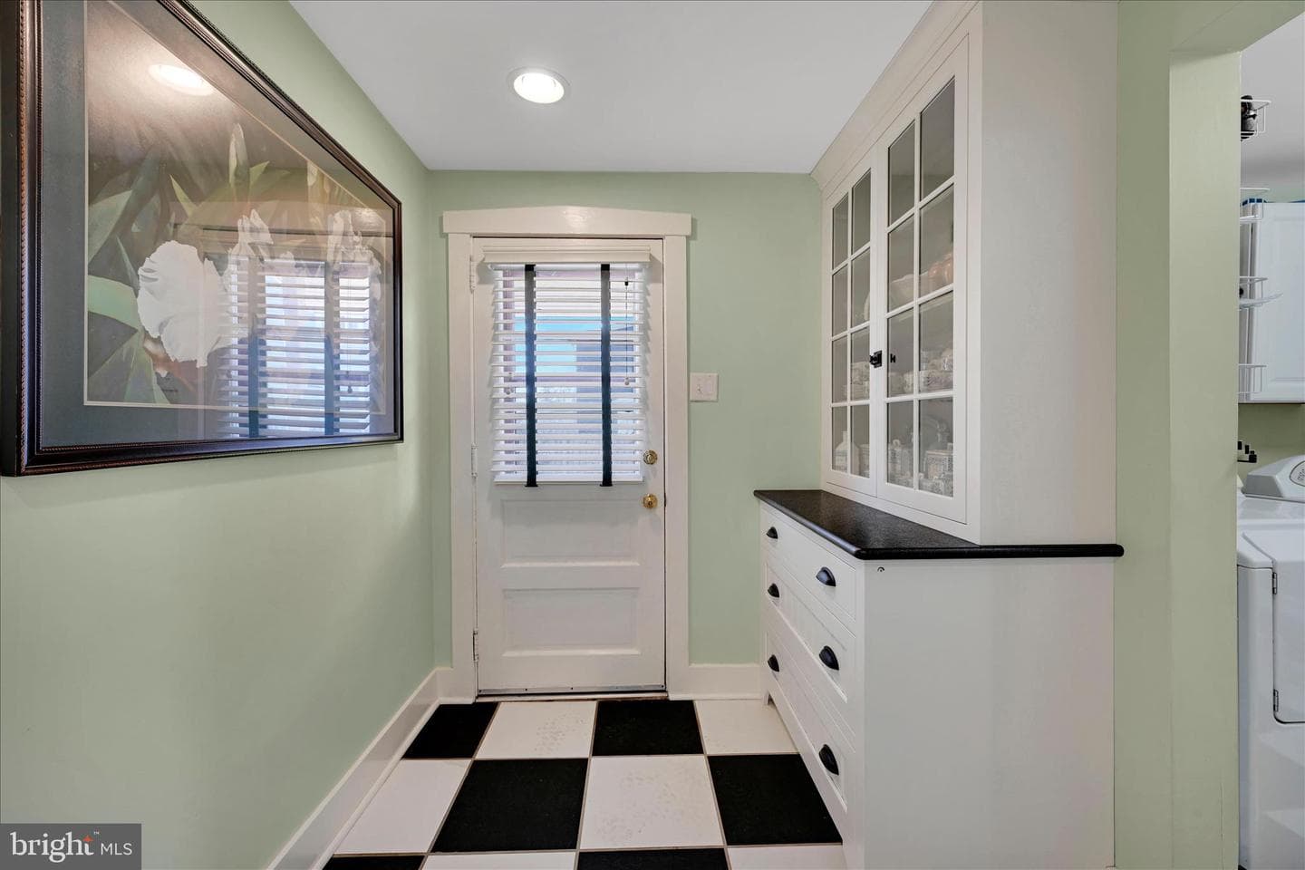 173 W Broad Street photo 14