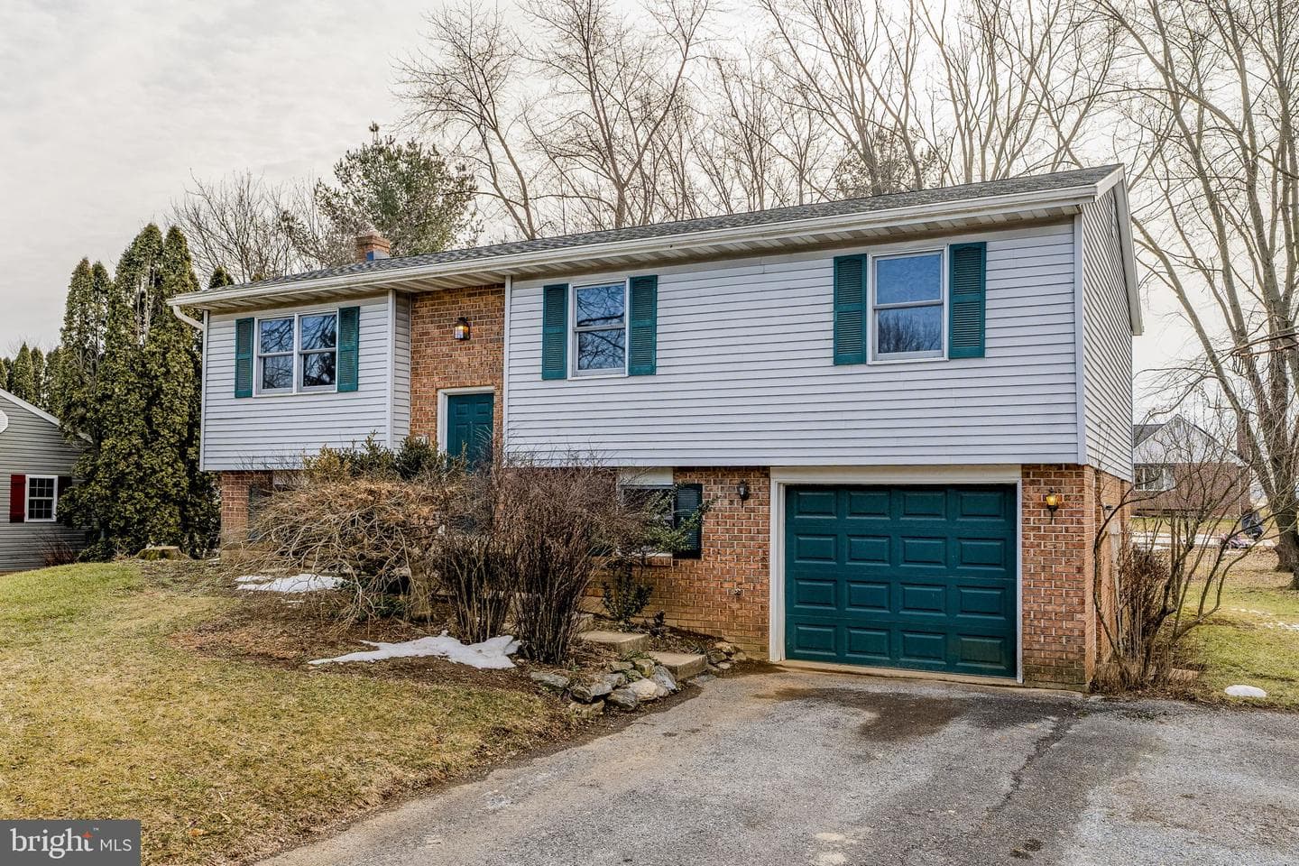 30 Buttonwood Drive photo 3