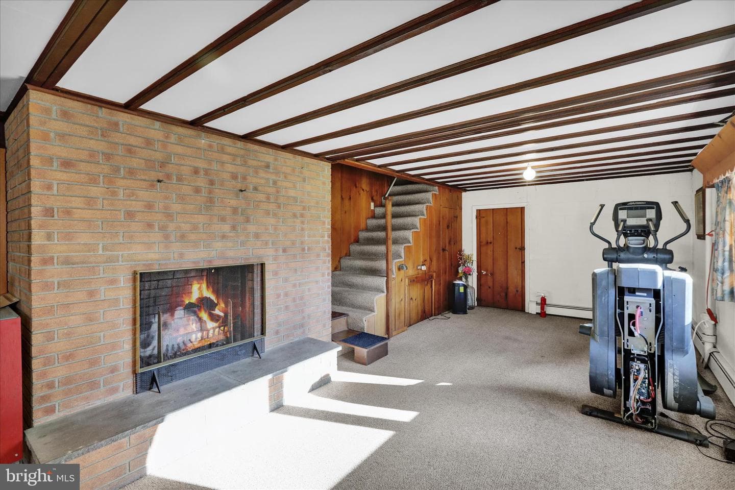 2460 Honeysuckle Lane photo 31