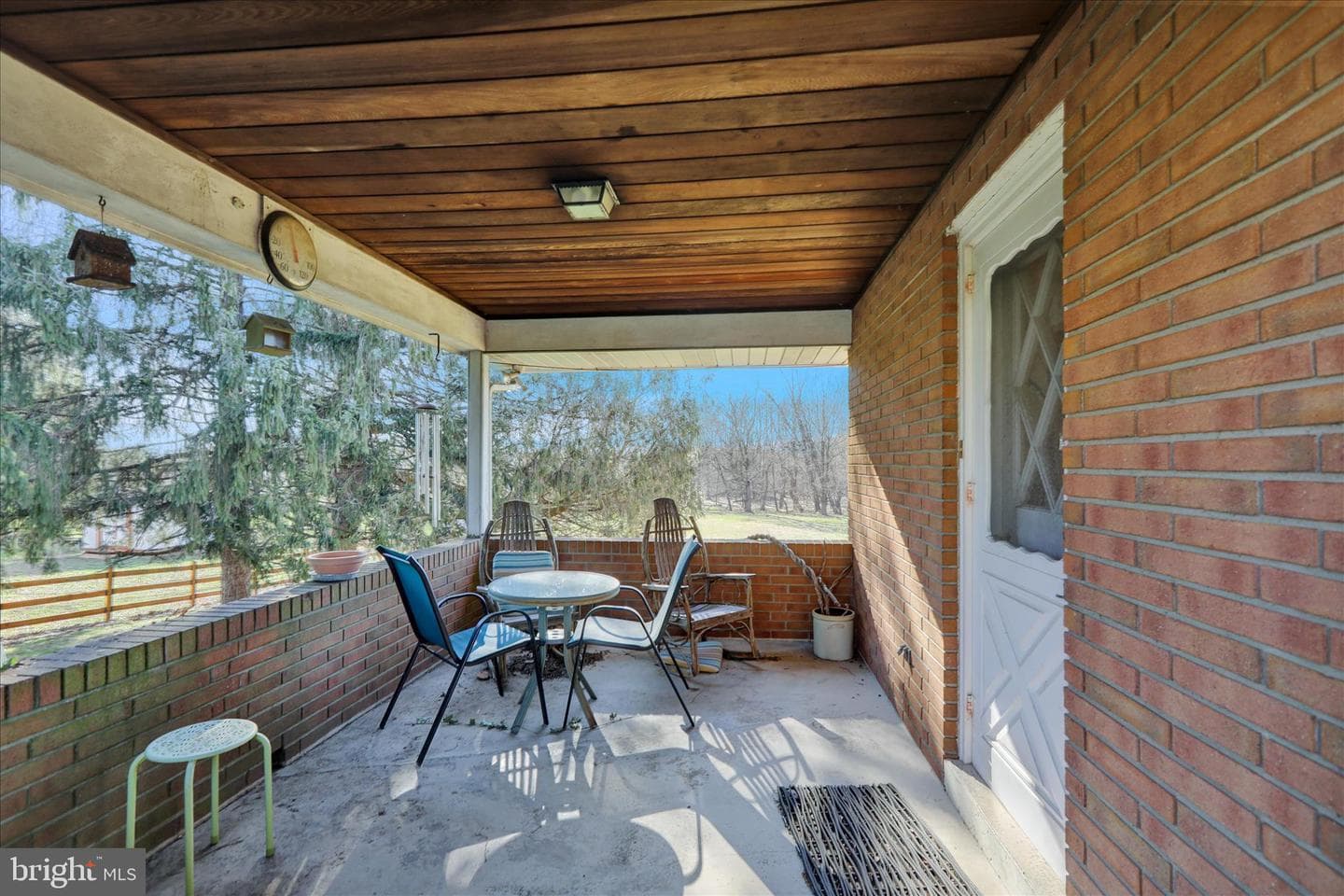 2460 Honeysuckle Lane photo 8
