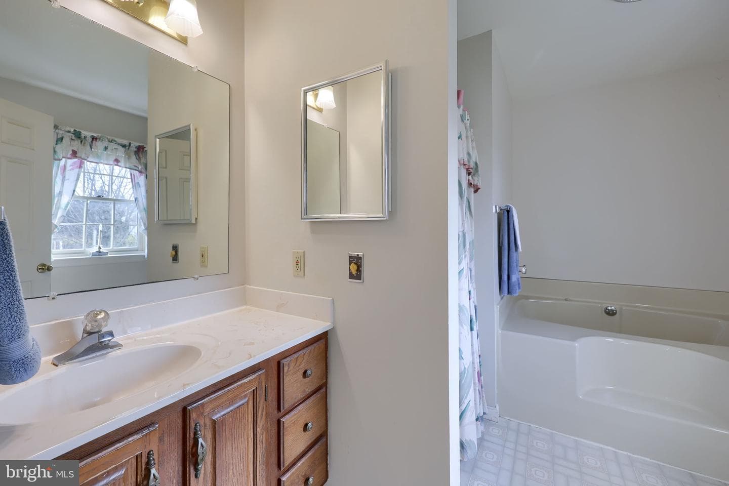 2977 Hearthside Lane photo 25