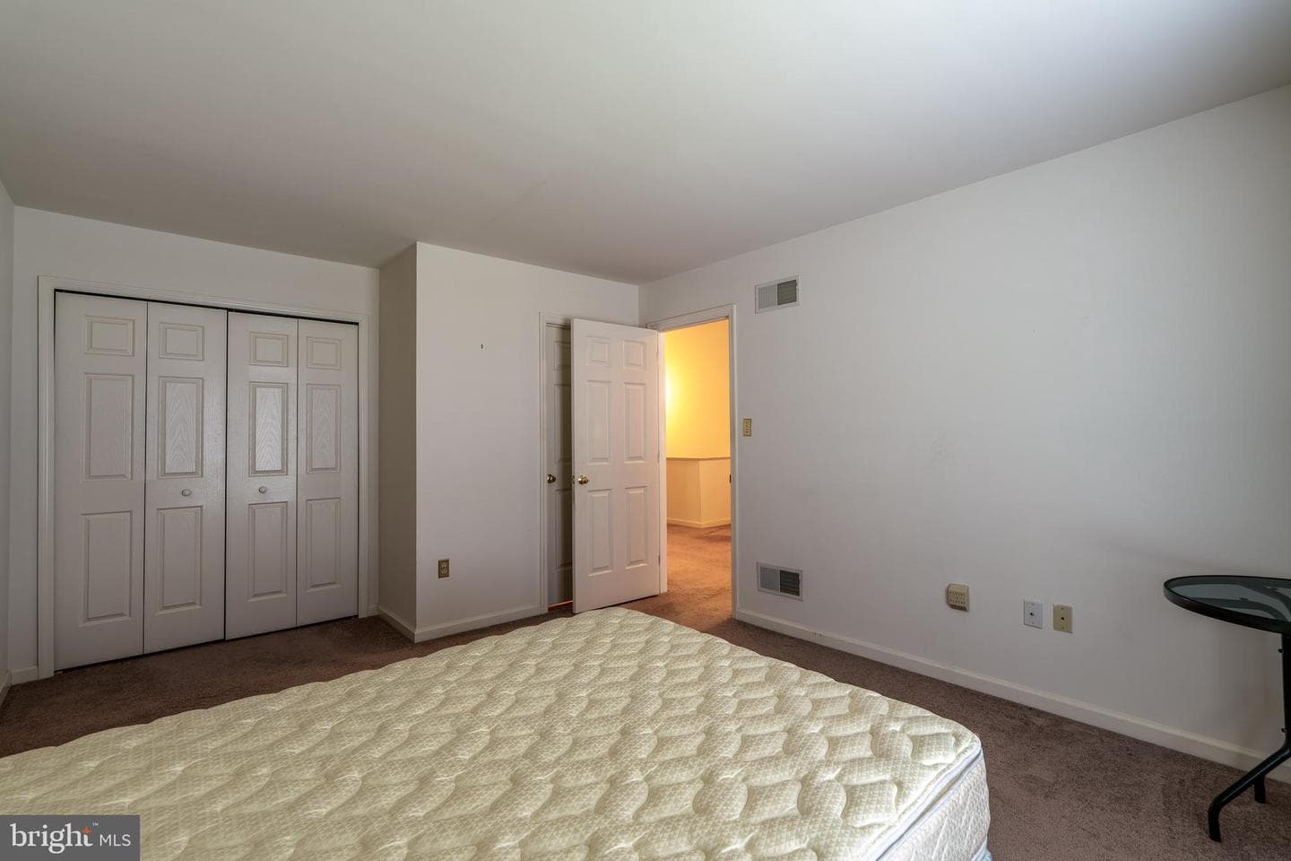 14 Oakgrove Lane photo 17