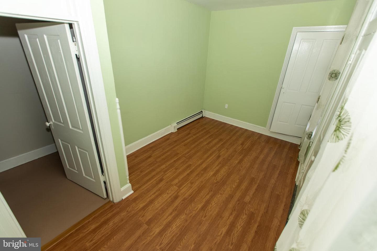 460 Chestnut Street photo 15