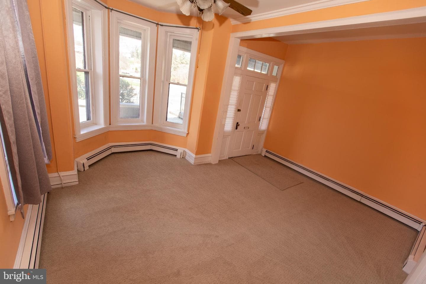 460 Chestnut Street photo 6