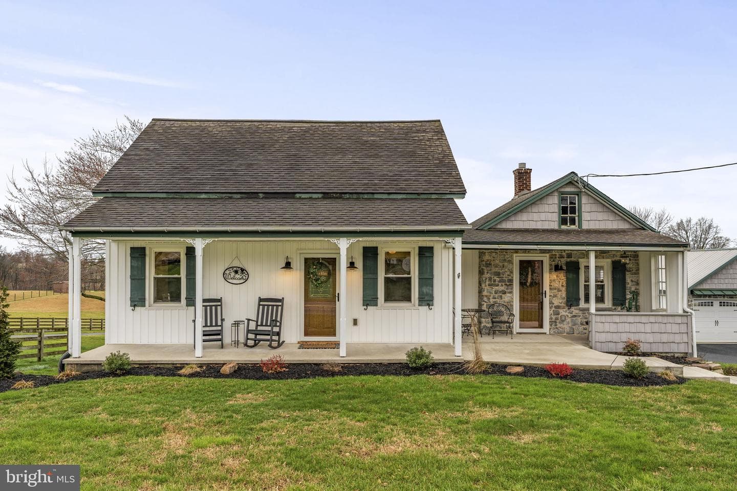 1435 Newport Road photo 2