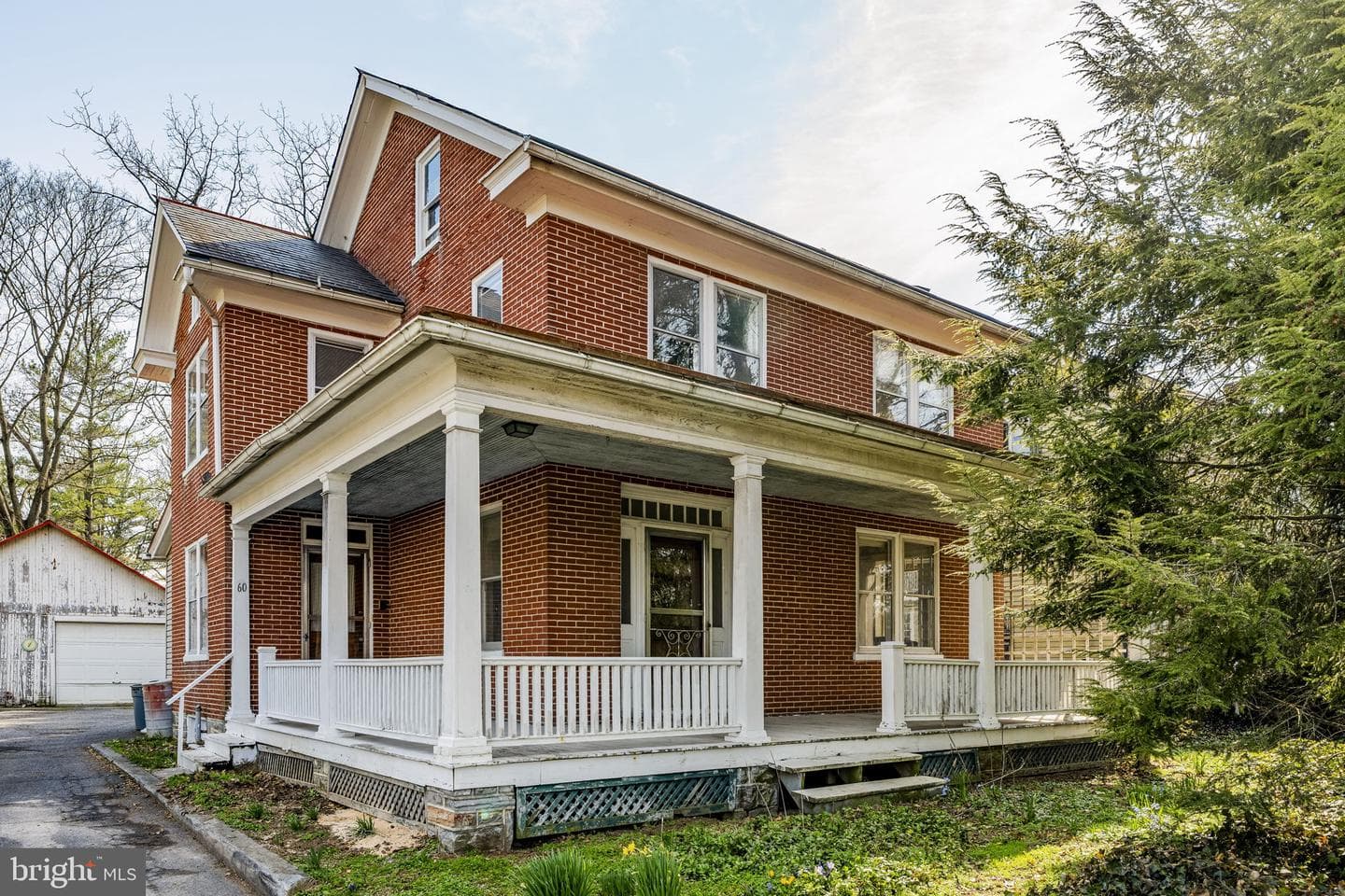 60 Paradise Lane photo 2