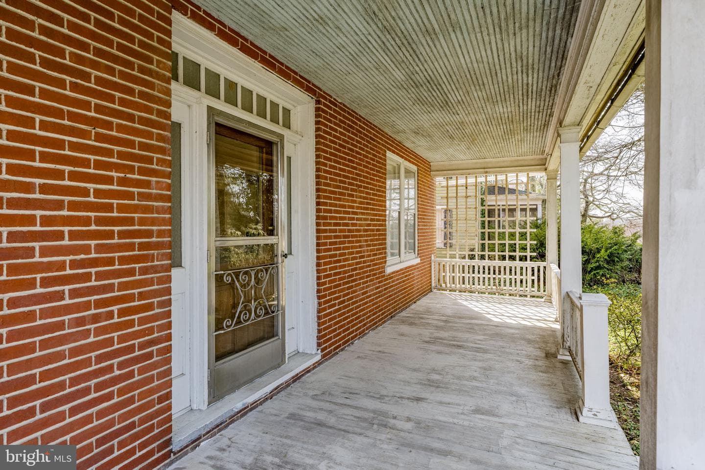 60 Paradise Lane photo 3