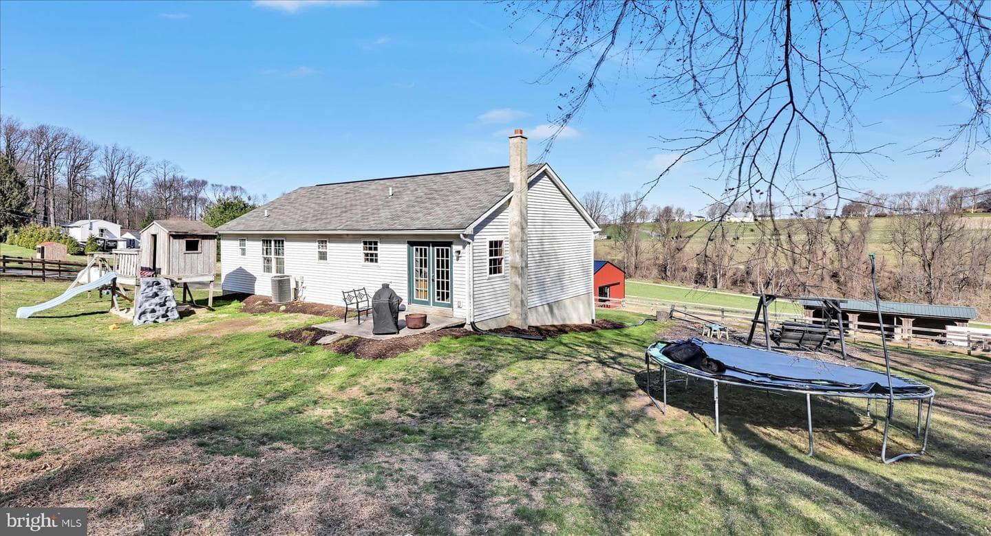 411 Red Hill Road photo 32