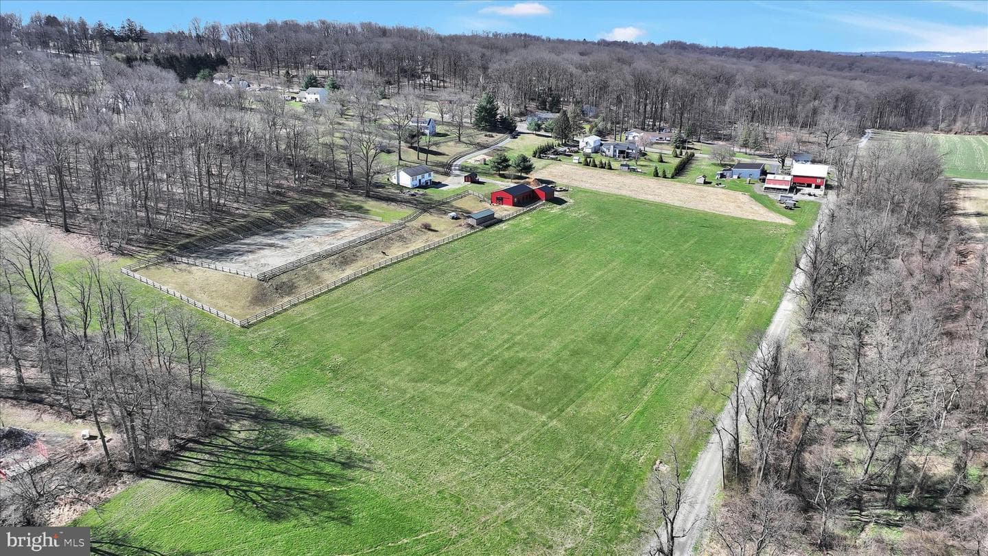 411 Red Hill Road photo 8