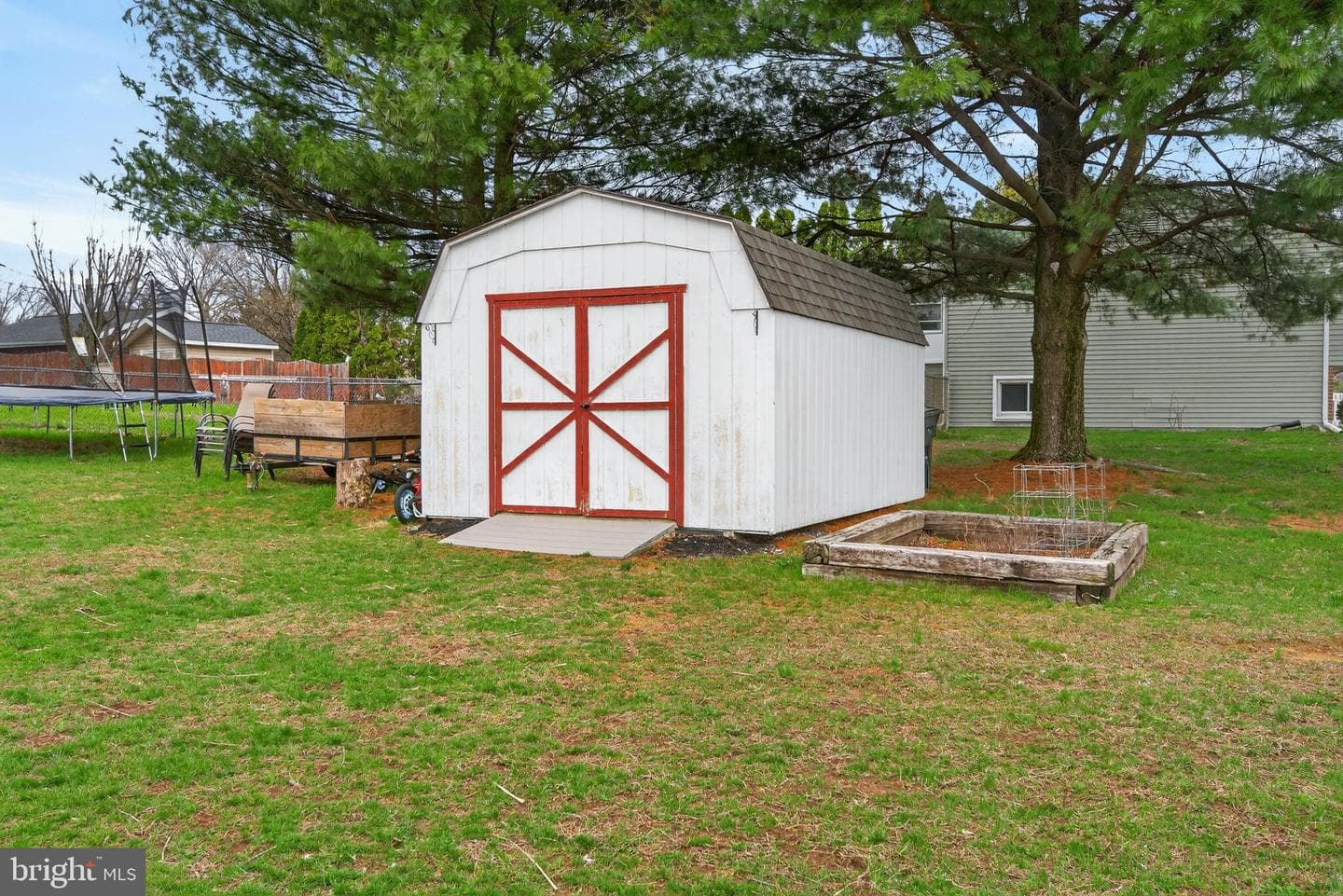 289 Buttonwood Dr photo 73