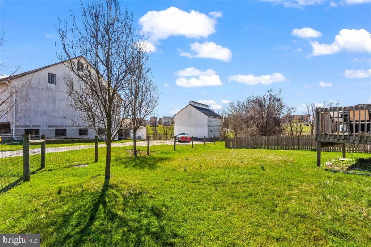 311 Elmshire Drive photo 28