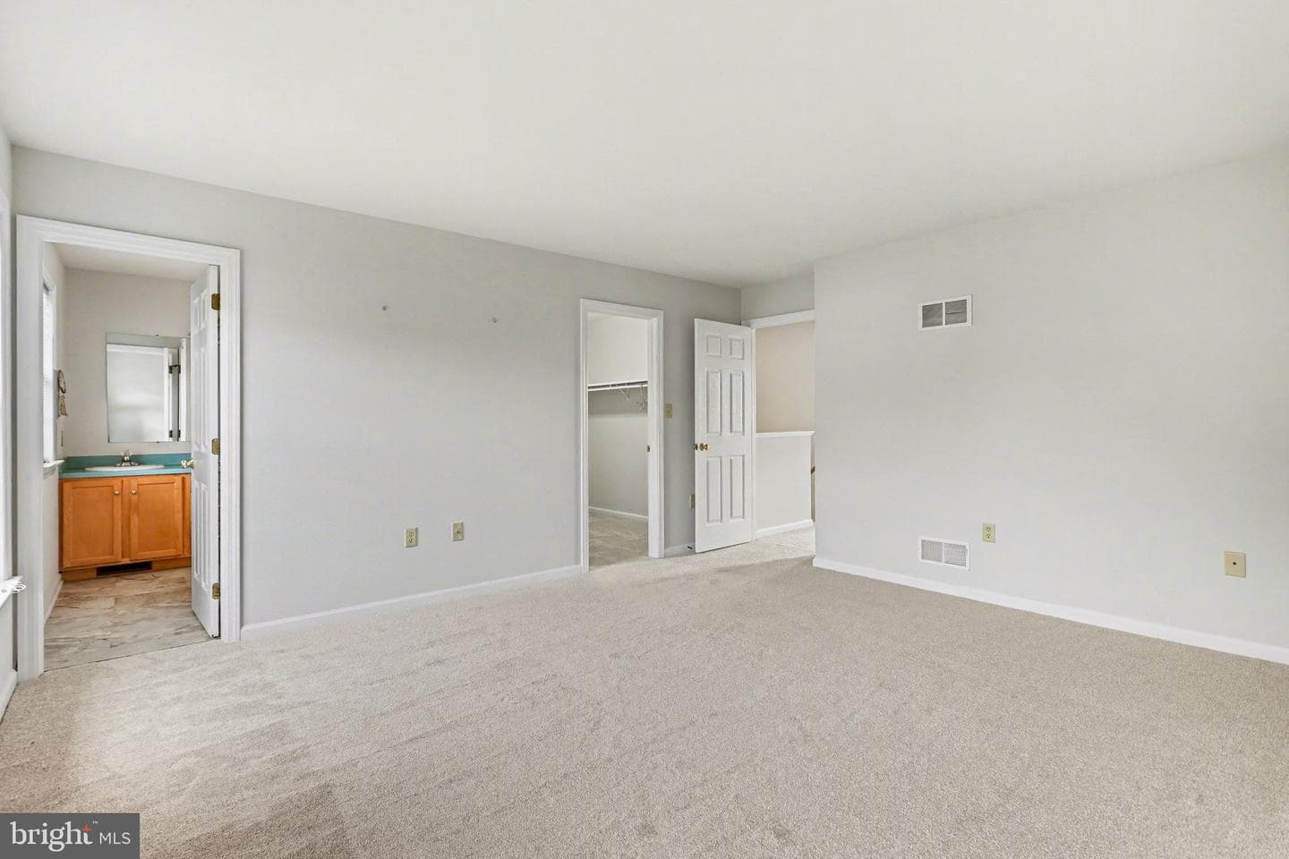 476 Hillside Drive photo 19
