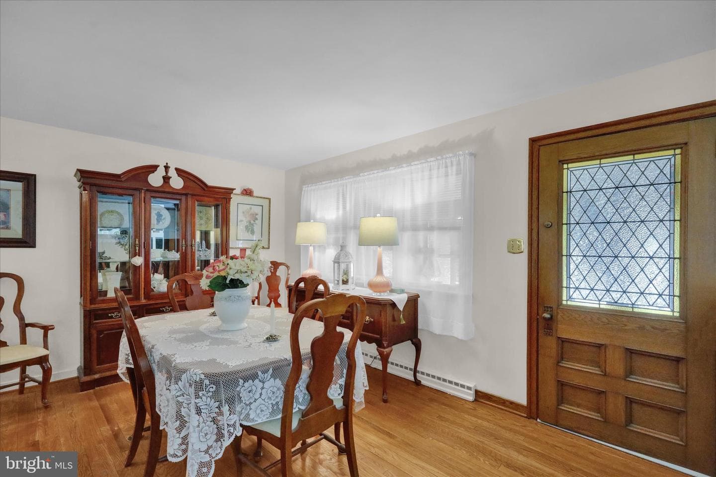 92 Euclid Avenue photo 11