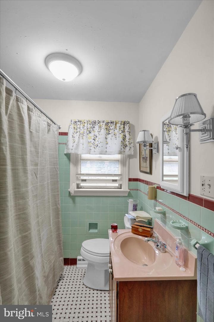 92 Euclid Avenue photo 16