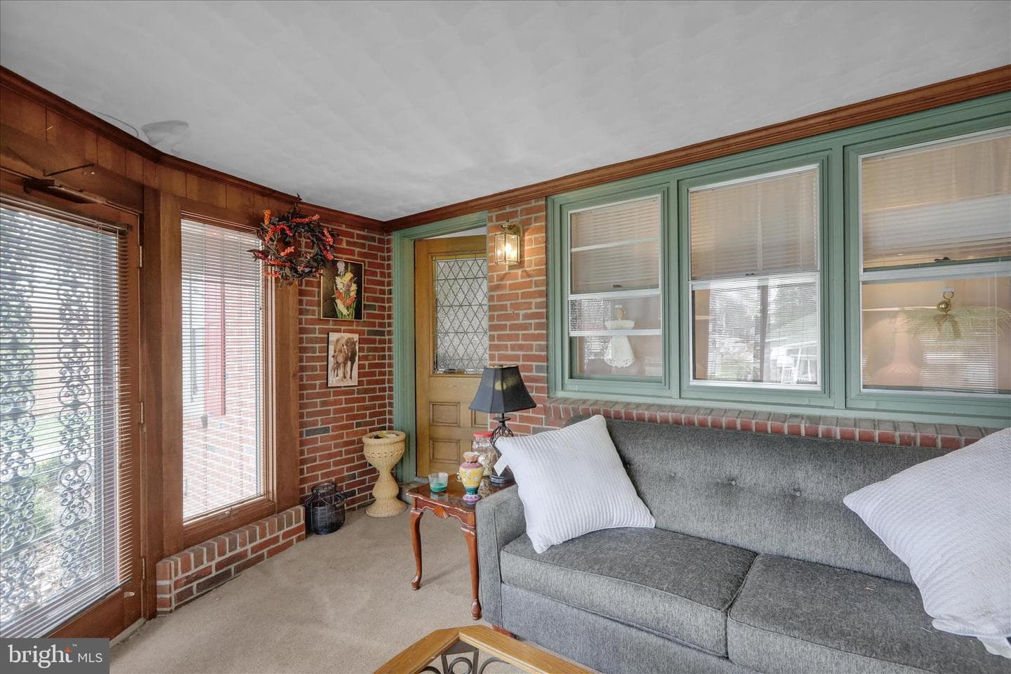 92 Euclid Avenue photo 32
