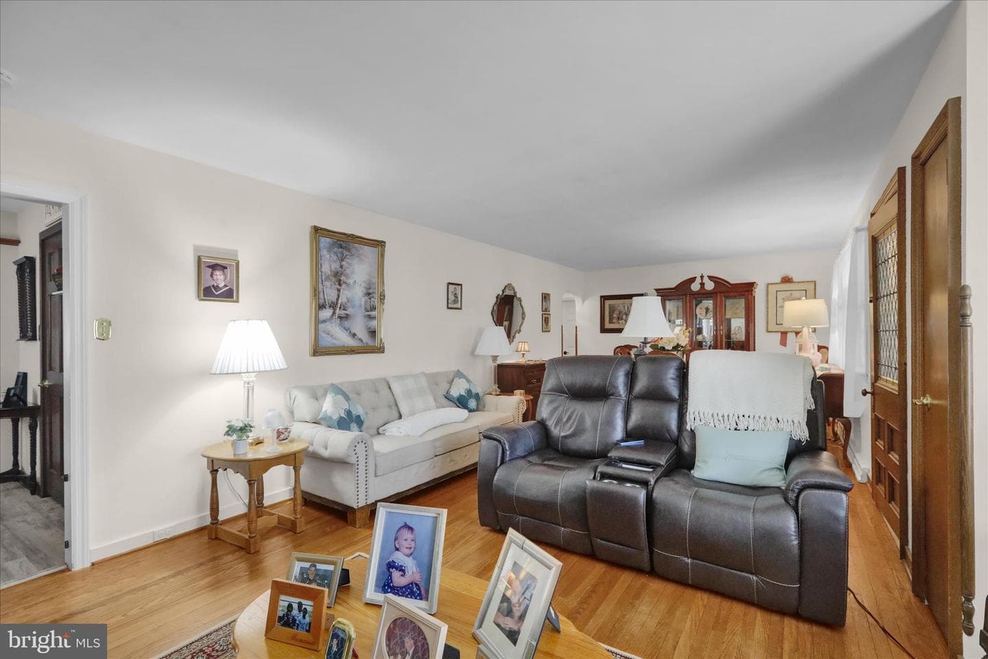 92 Euclid Avenue photo 9
