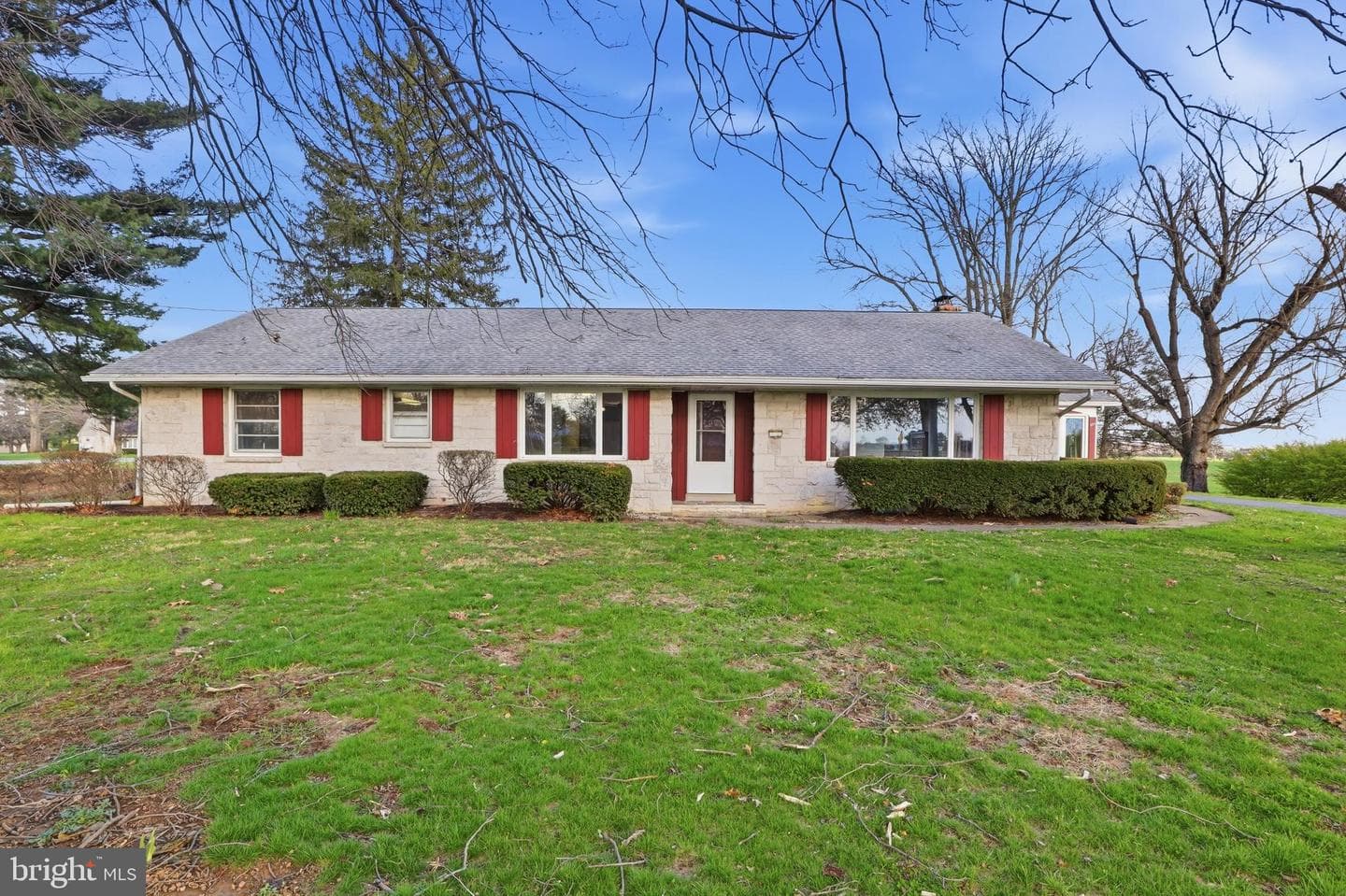 1437 Lititz Road photo 2