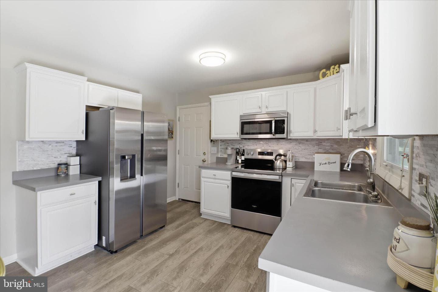213 Skylark Road photo 11