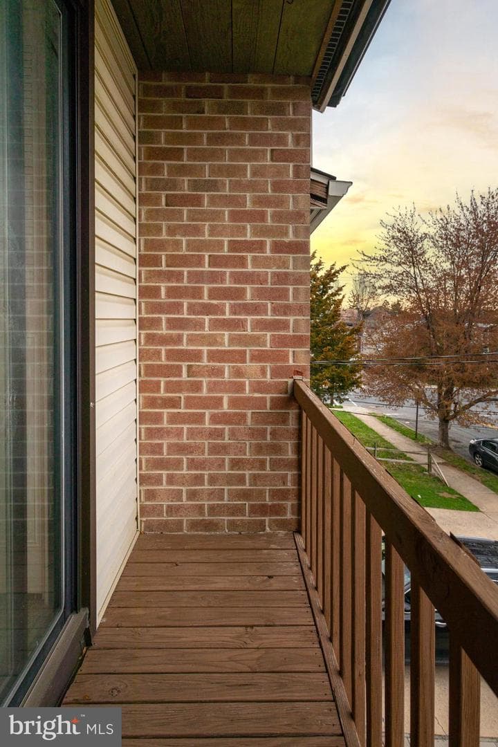 813 Fremont Street photo 23