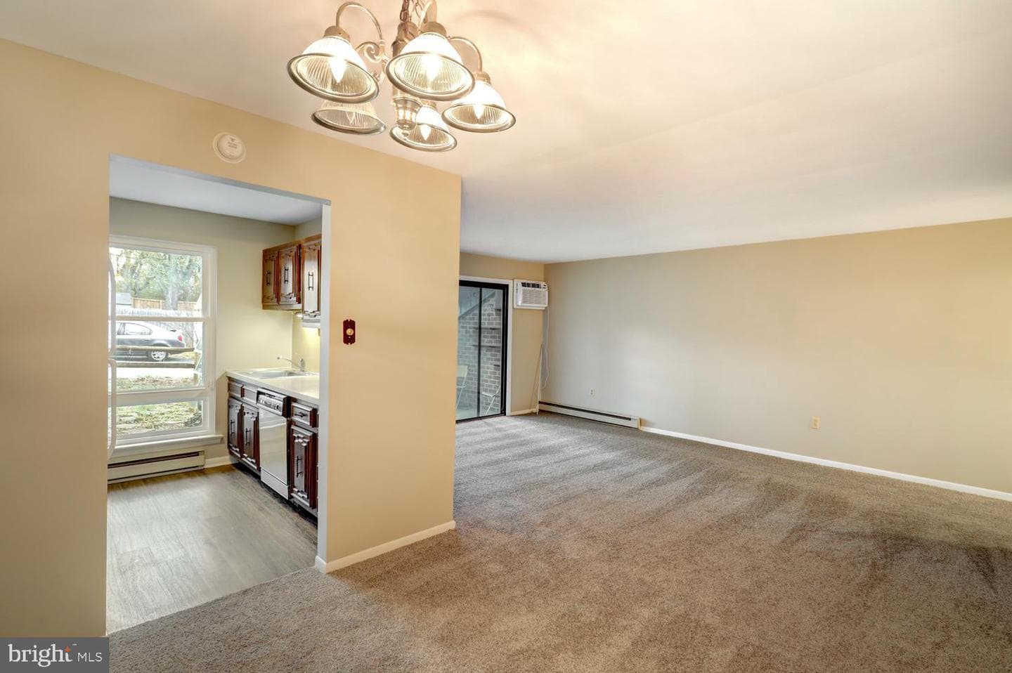 813 Fremont Street photo 5