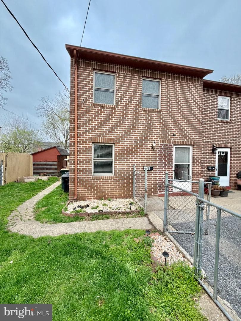418 Green Street