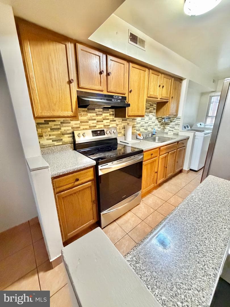 418 Green Street photo 7