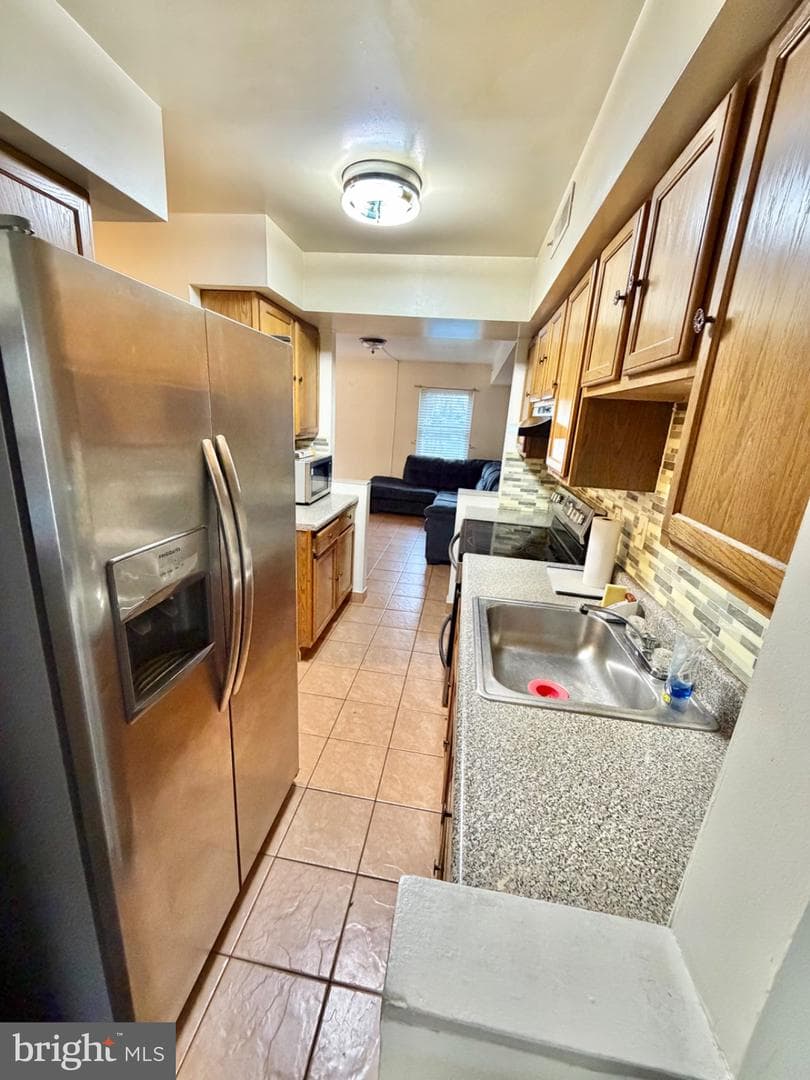 418 Green Street photo 8