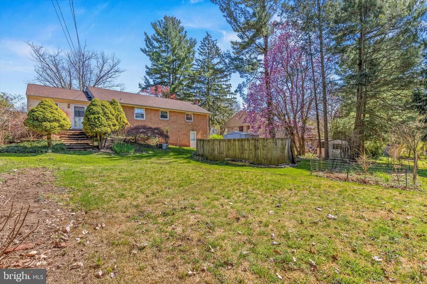 556 Abbeyville Road photo 29