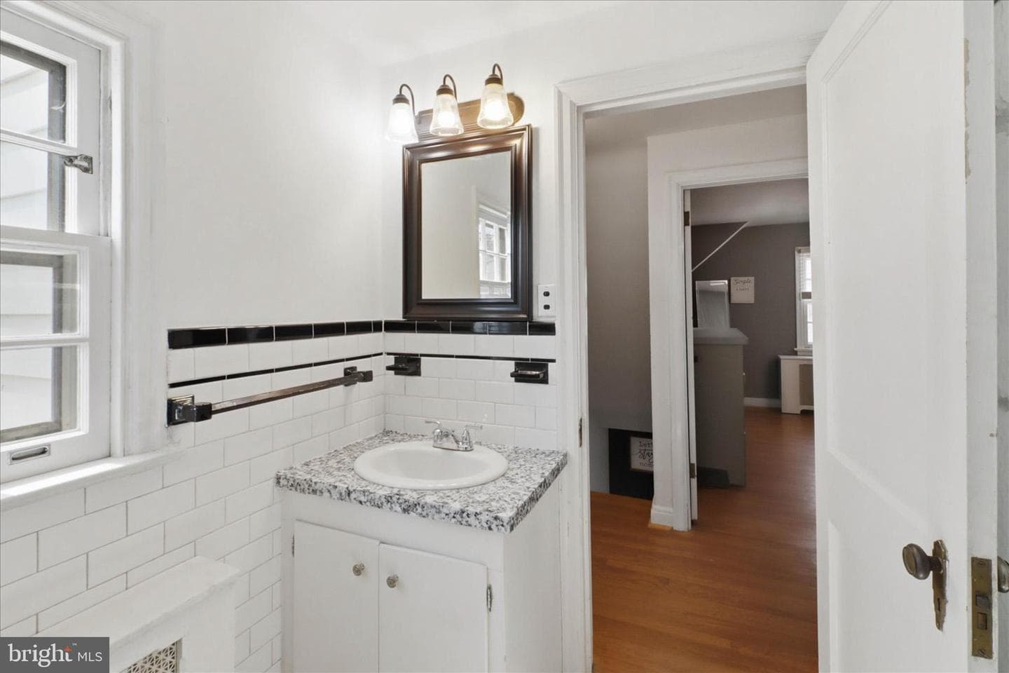 523 Pleasure Road photo 16