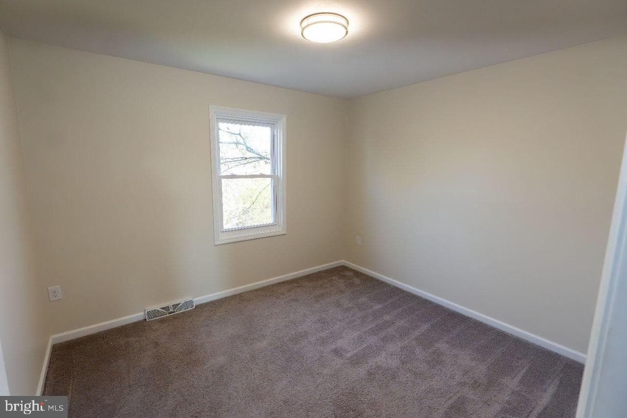 195 Village Spring Lane photo 26