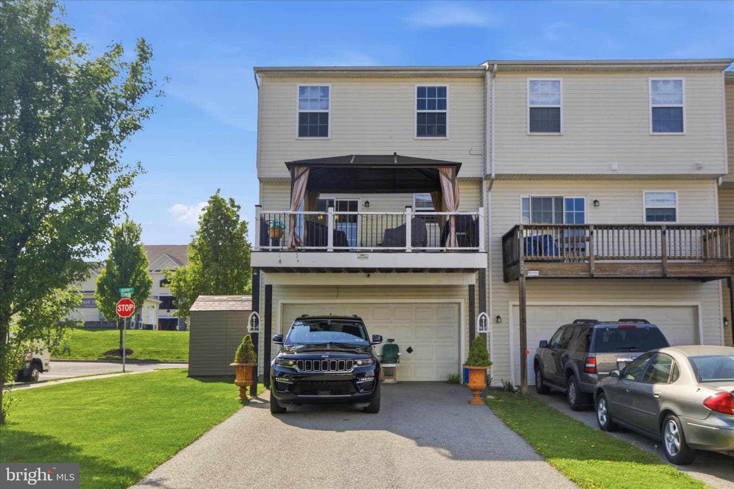 393 Dickens Drive photo 38