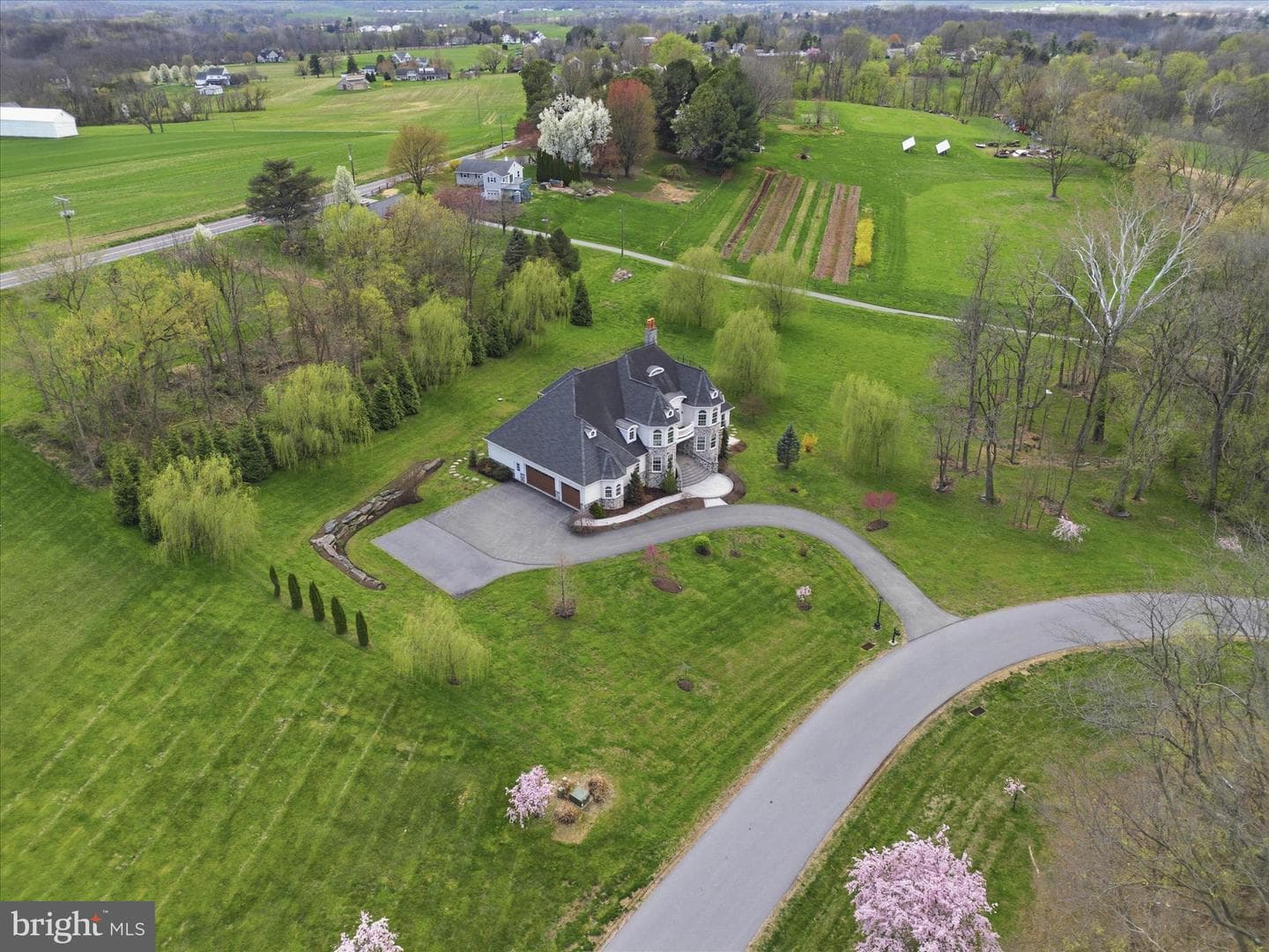 17 Hershey Lane photo 5