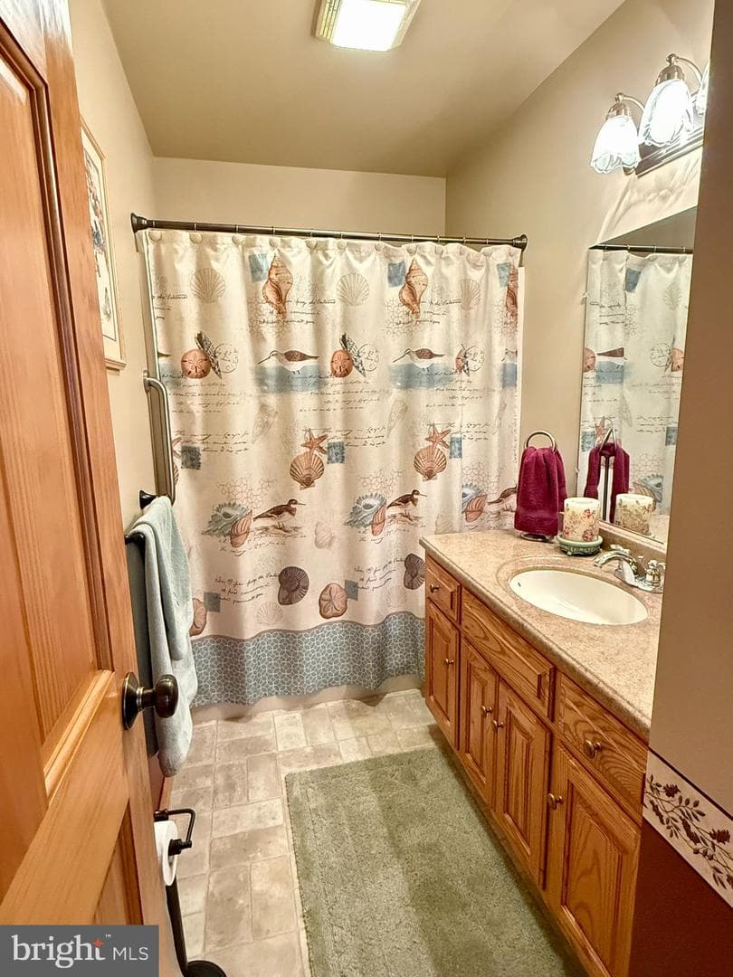 123 Center Avenue photo 23