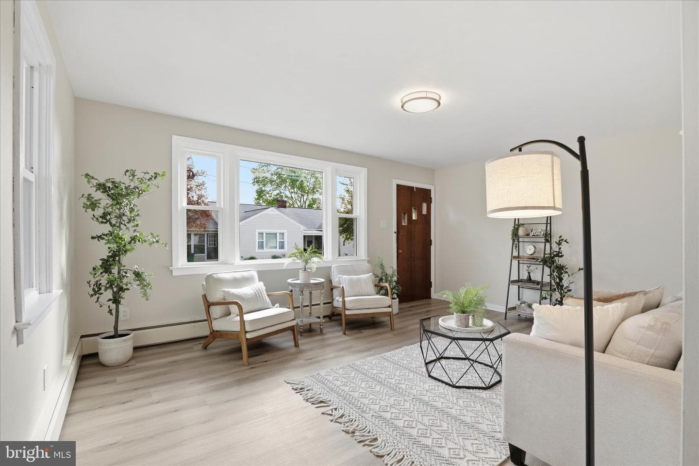 216 N Pitt Street photo 10
