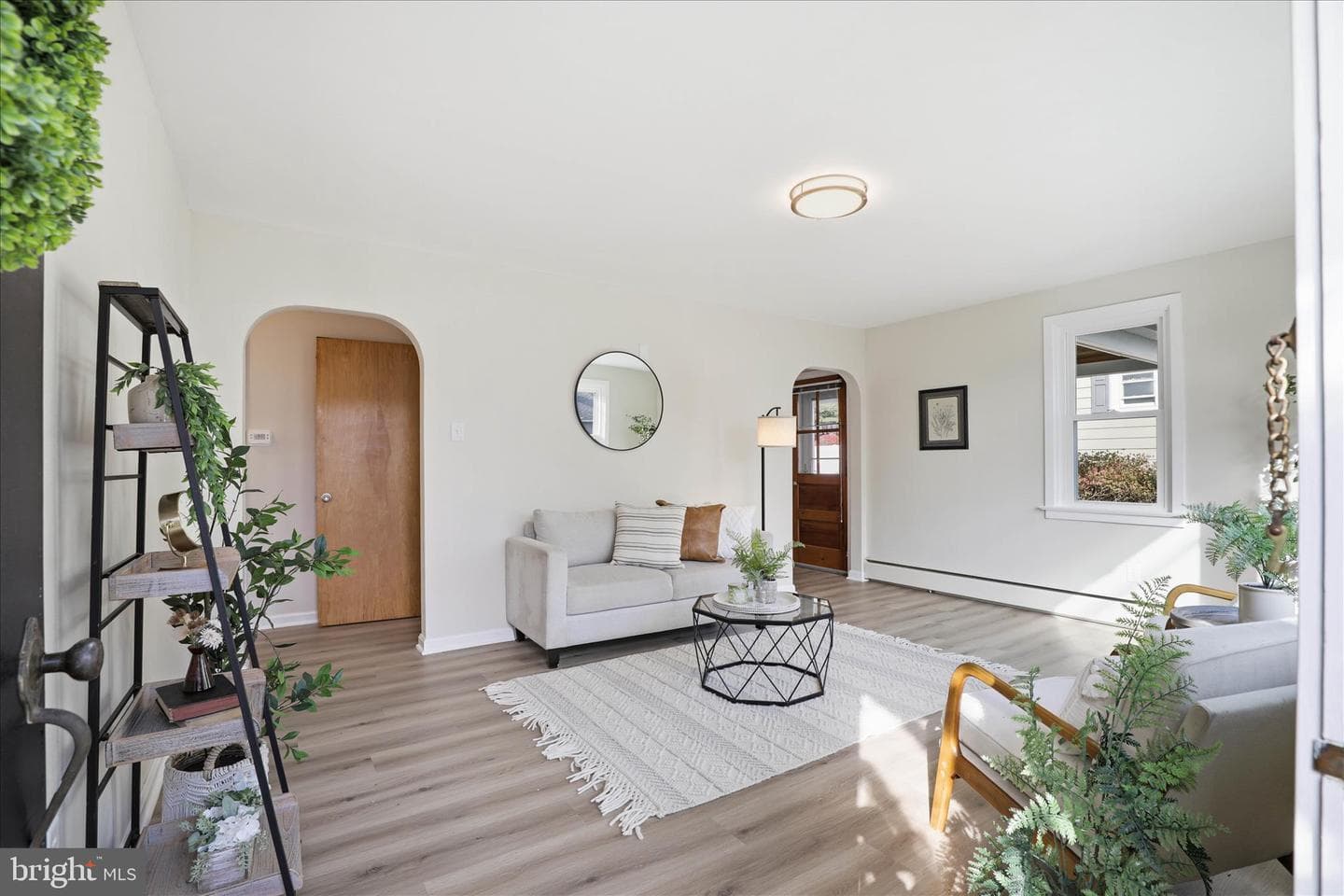 216 N Pitt Street photo 8