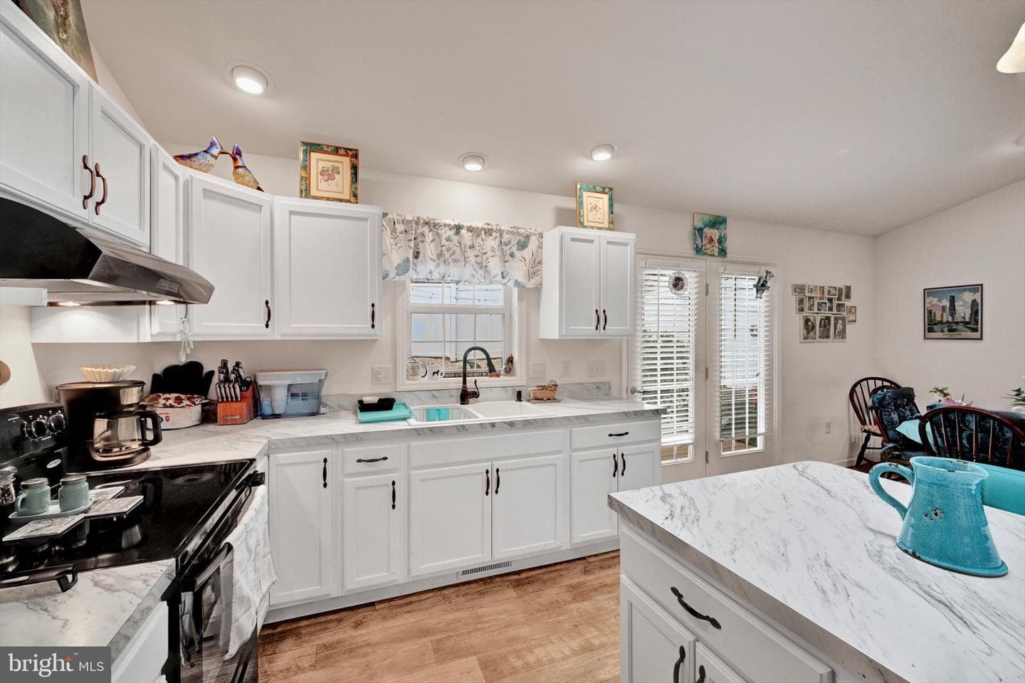 221 Red Fern Drive photo 10