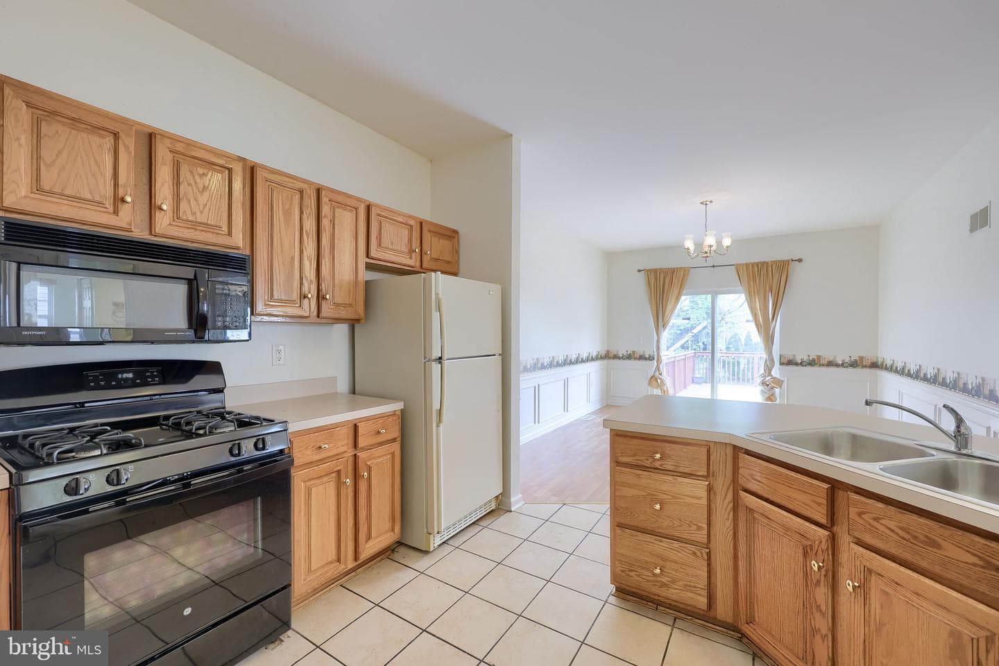 205 Elmshire Drive photo 10