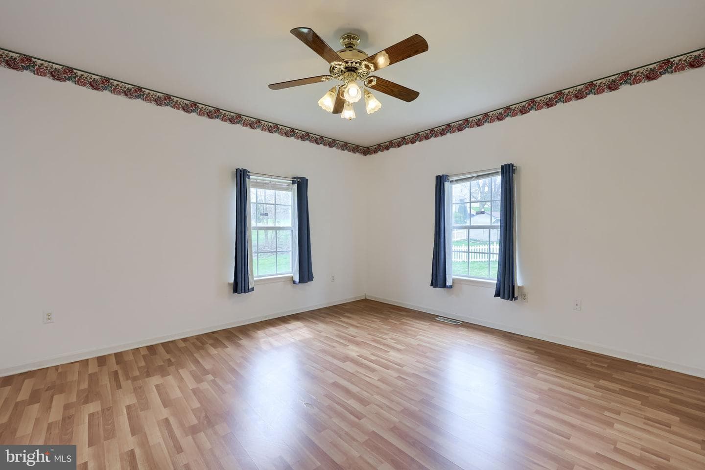 205 Elmshire Drive photo 17