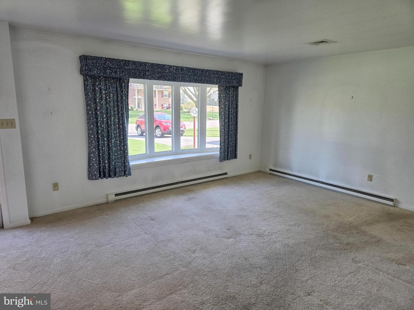 2382 Spruce Street photo 4